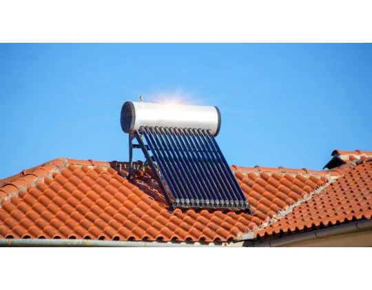 solar water heater system Kothamangalam image